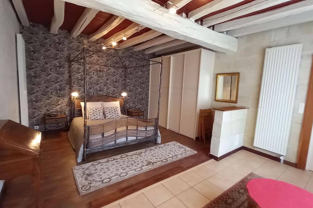 Le Logis De La Tour Villa Loudun Exterior foto